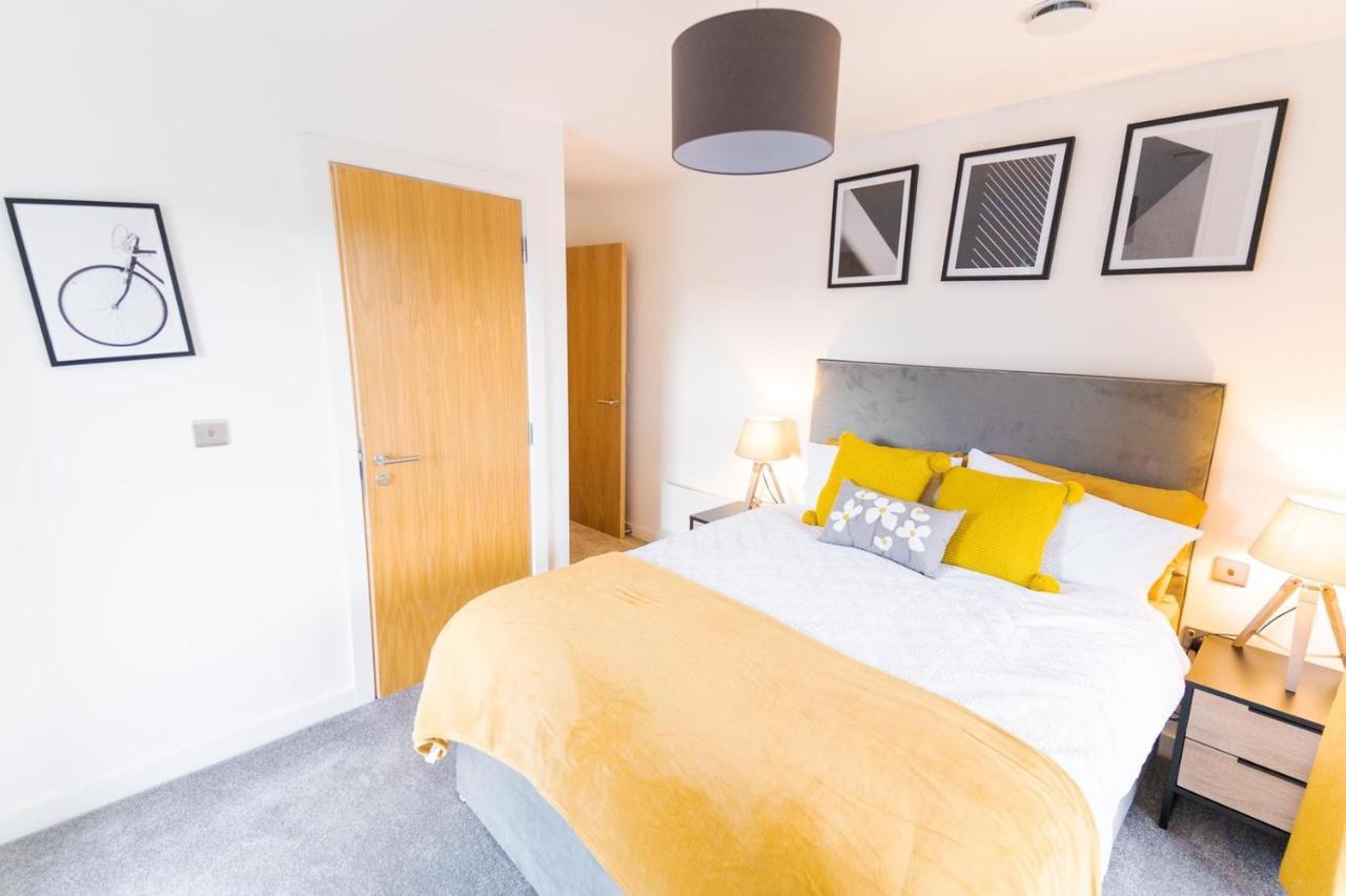 Exquisite Cosy 2-Bed Apartment In Salford Manchester Exterior foto